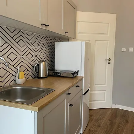 Studio Przy Molo Z Balkonem I Parkingiem דירה *